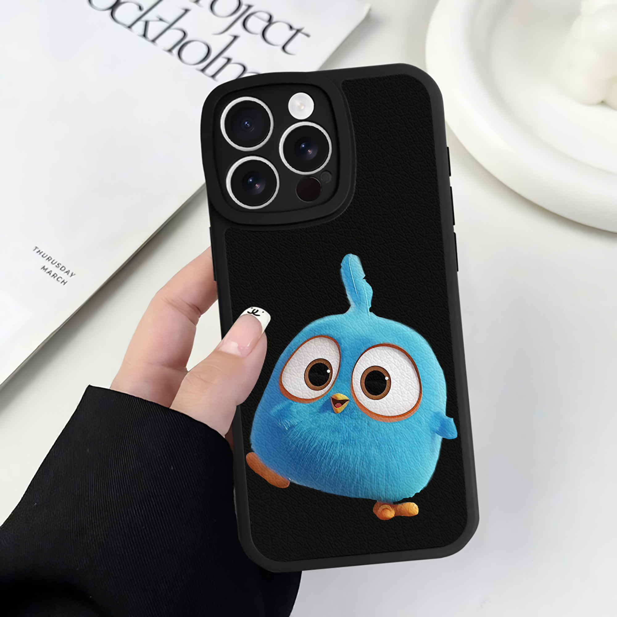 （画像用） Angry Birds アングリーバード 【iPhone 16シリーズ対応】シリコンスマホケース（レザー調） 材質：シリコン